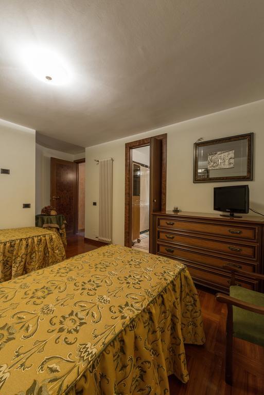 تيفولي Villa Serapide B&B المظهر الخارجي الصورة